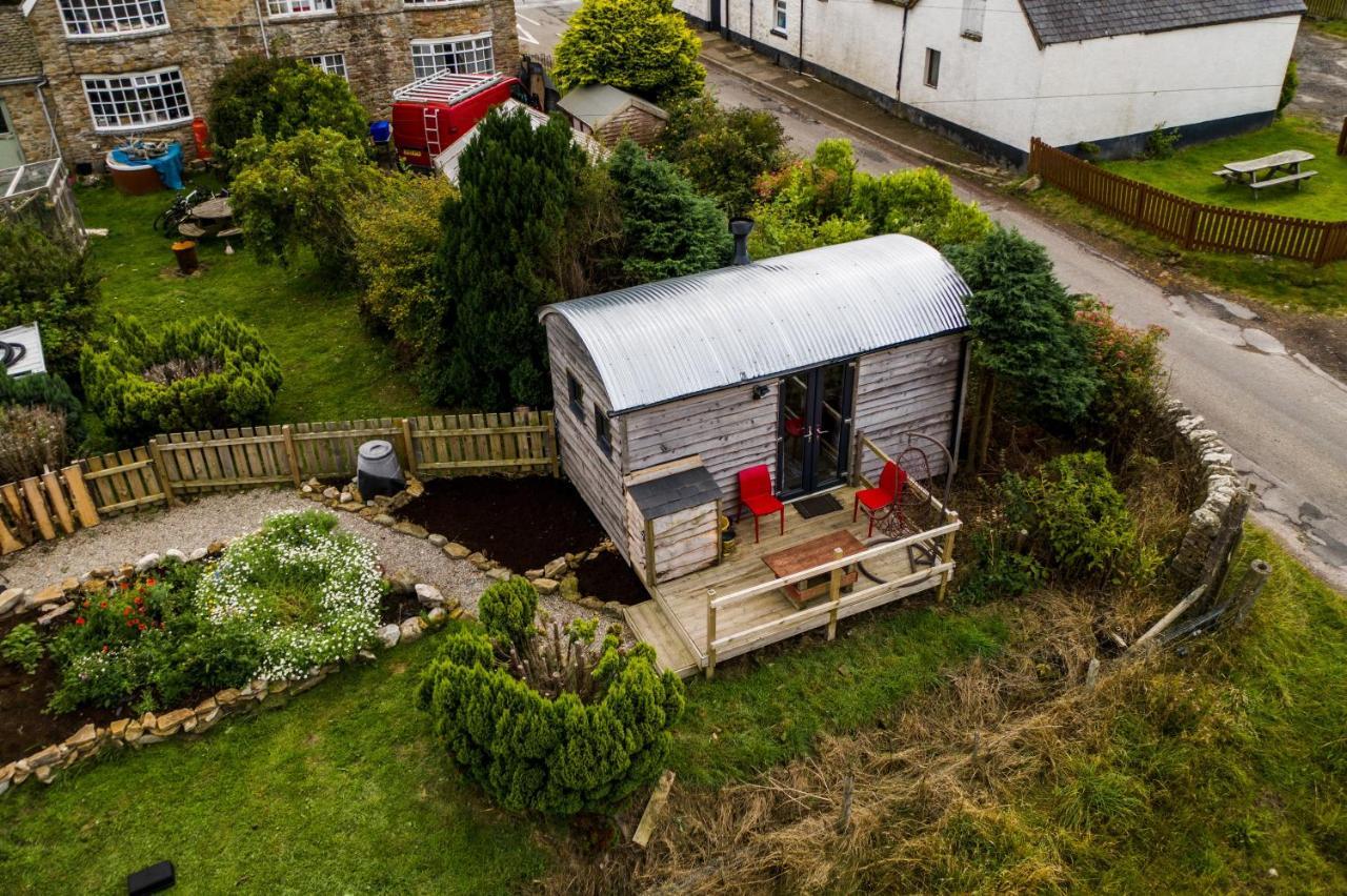 Culbokie Lodges Exterior photo