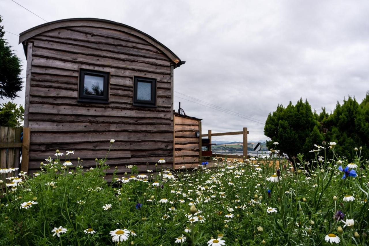 Culbokie Lodges Exterior photo