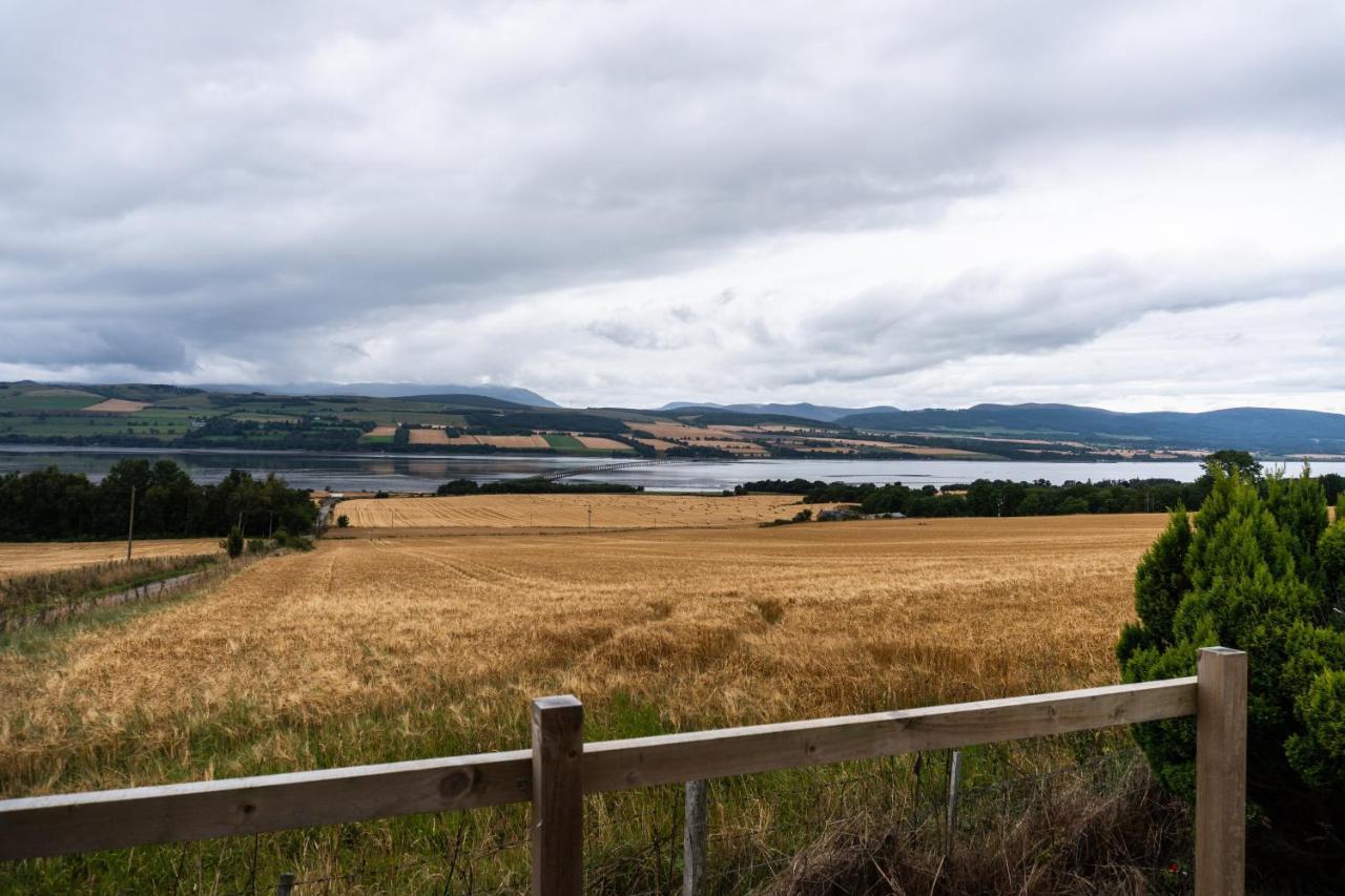 Culbokie Lodges Exterior photo